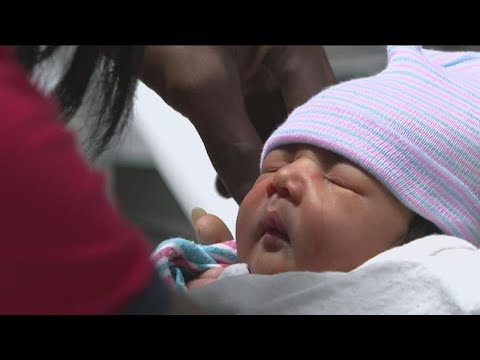 Woman goes into labor at a McDonald's episode artwork
